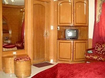 ***  Oyo 11695 Hotel Auckland Shimla India