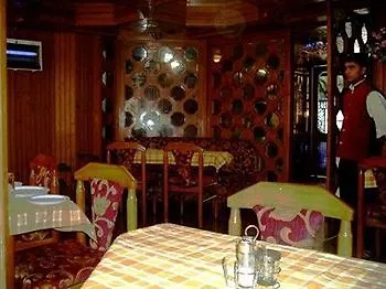 Oyo 11695 Hotel Auckland Shimla