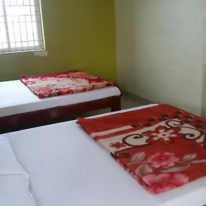  Lodge Yashaswiny Recidency India